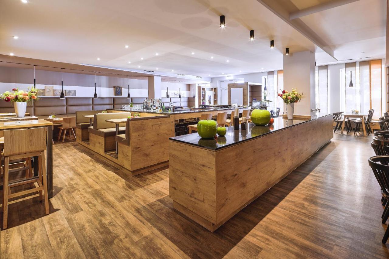 Hotel Goll Pforzheim-Niefern Pokój zdjęcie
